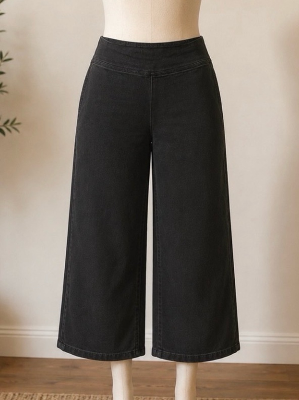 Old Navy Black Wide-Leg Pull-On Pants